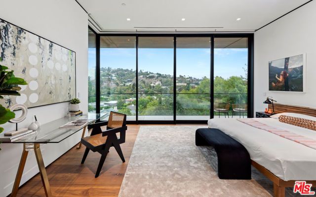 1130 Angelo Drive, Beverly Hills, CA 90210