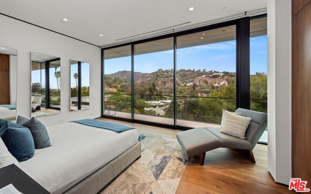 1130 Angelo Drive, Beverly Hills, CA 90210