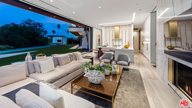 1130 Angelo Drive, Beverly Hills, CA 90210