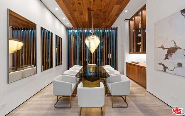 1130 Angelo Drive, Beverly Hills, CA 90210