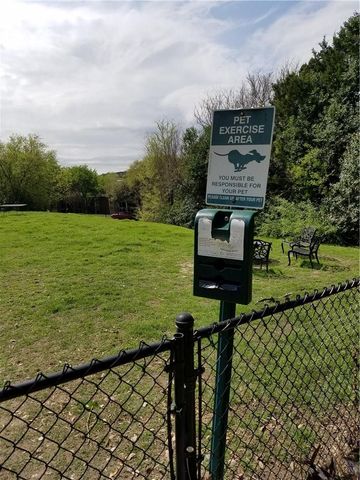 2450 WICKERSHAM LN 1317, Austin, TX 78741