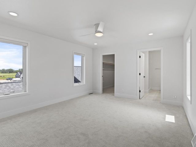 9405 S Cypress PLACE, Oak Creek, WI 53154