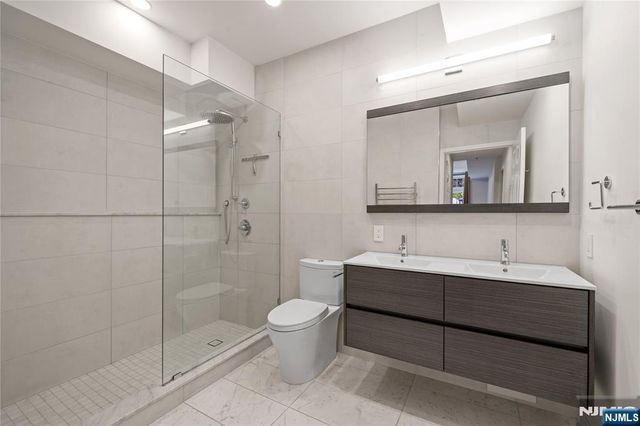 104 York Street 2A, Jersey City, NJ 07302