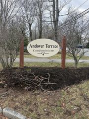 4 Longwood Drive 3, Andover, MA 01810