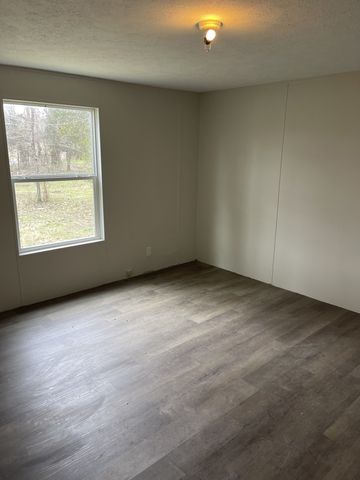 120 March Mill Rd, Fayetteville, TN 37334