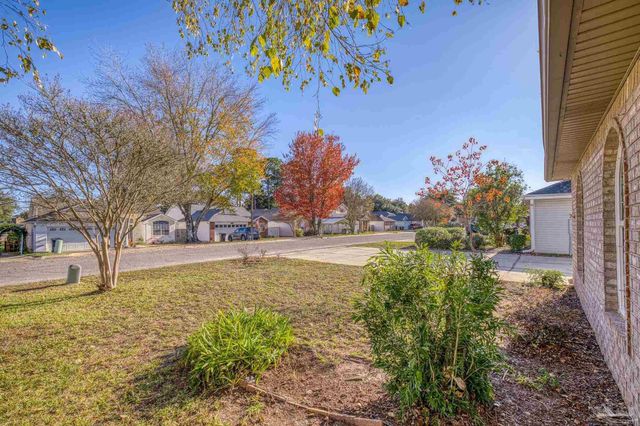 5397 Flintwood Cir, Pensacola, FL 32504