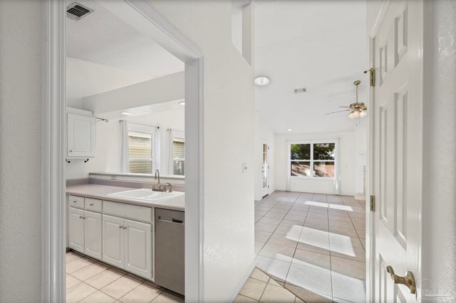 5397 Flintwood Cir, Pensacola, FL 32504