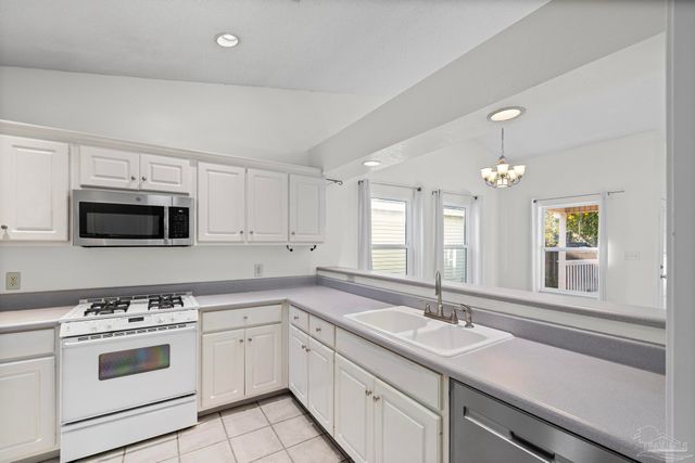 5397 Flintwood Cir, Pensacola, FL 32504