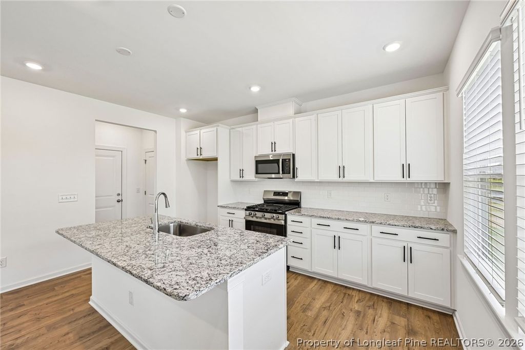 526 Claftin Street, Sanford, NC 27330 — photo 2