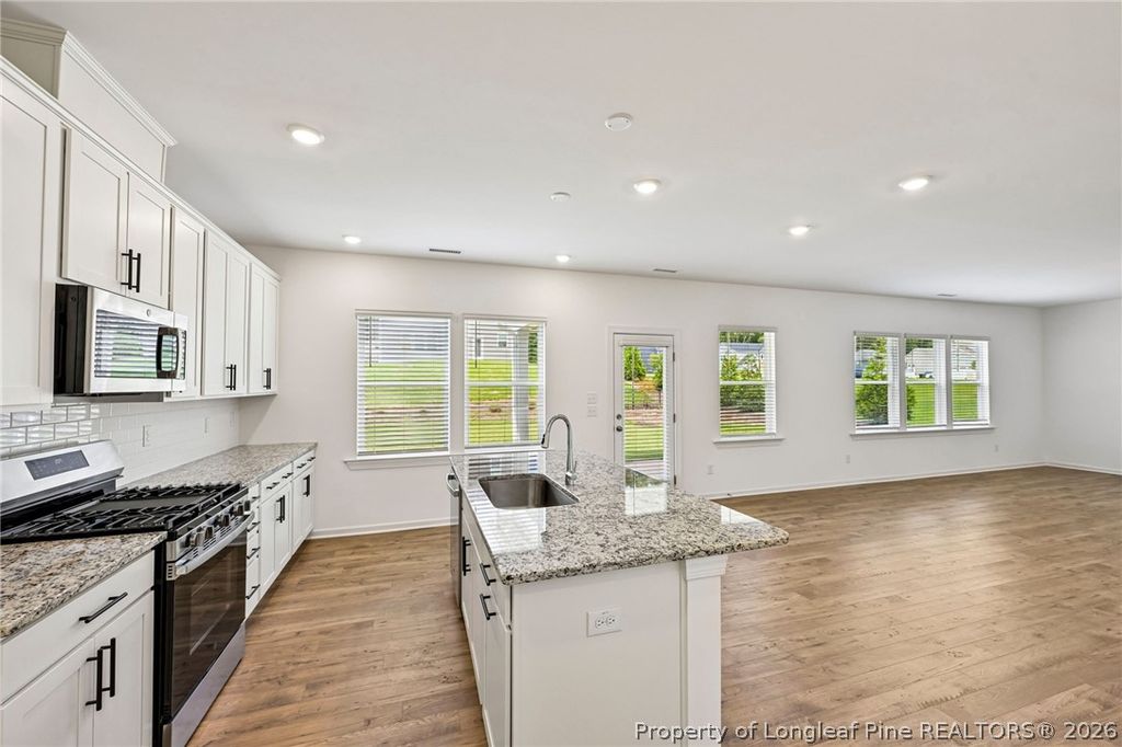 526 Claftin Street, Sanford, NC 27330 — photo 3