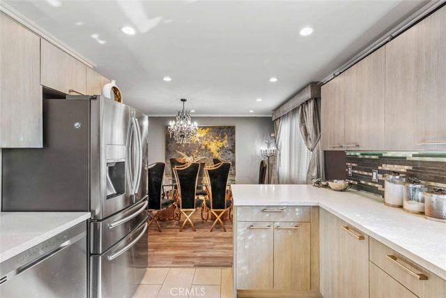 7764 Via Capri, Burbank, CA 91504