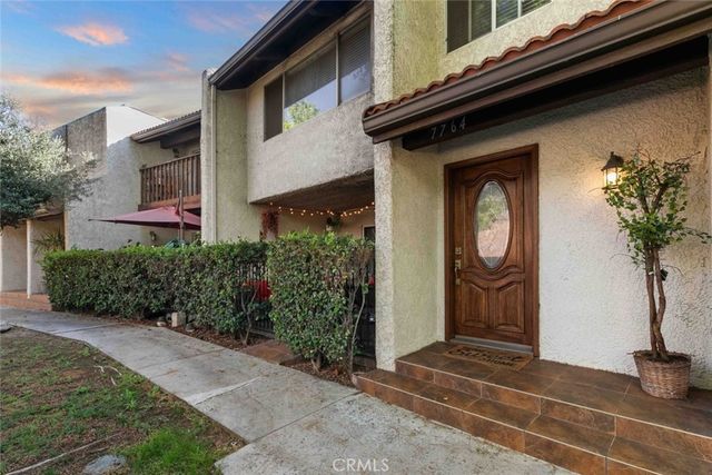 7764 Via Capri, Burbank, CA 91504