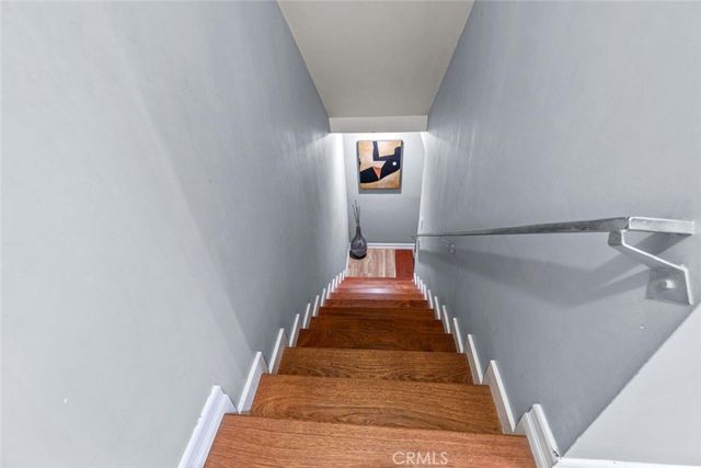 7764 Via Capri, Burbank, CA 91504