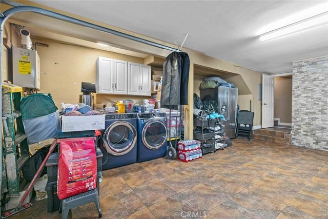 7764 Via Capri, Burbank, CA 91504