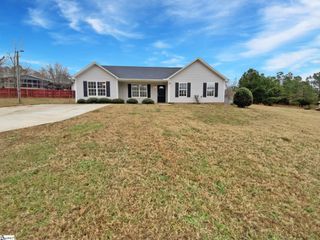 5 Surfside Court, Piedmont, SC 29673