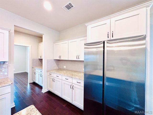 1424 Bristol Park Place, Montgomery, AL 36117