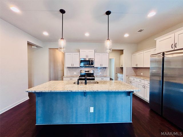 1424 Bristol Park Place, Montgomery, AL 36117