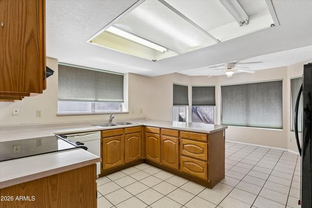 12912 N 79TH Avenue, Peoria, AZ 85381