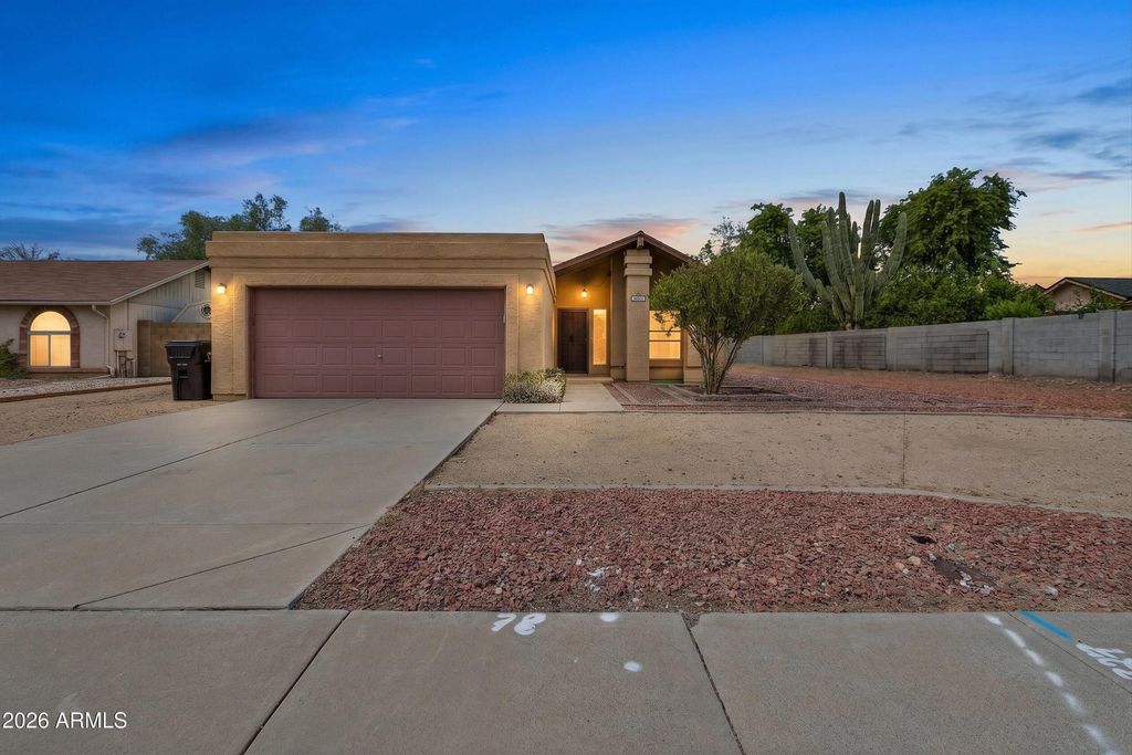 12912 N 79TH Avenue, Peoria, AZ 85381
