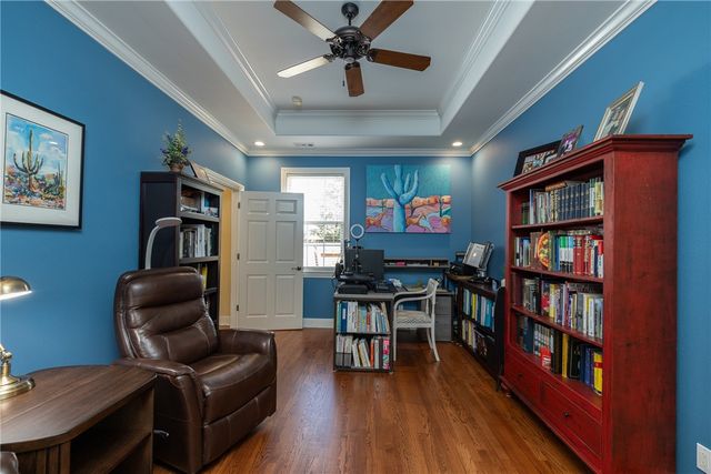 334 Scarlett Boulevard, Elm Springs, AR 72762
