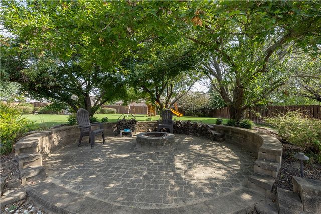 334 Scarlett Boulevard, Elm Springs, AR 72762