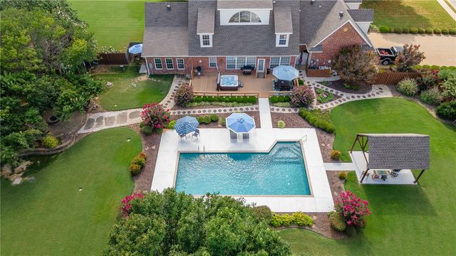 334 Scarlett Boulevard, Elm Springs, AR 72762