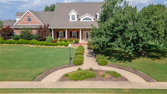 334 Scarlett Boulevard, Elm Springs, AR 72762