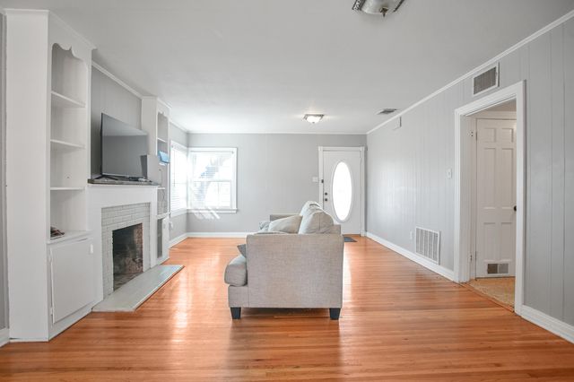 3013 28th Street, Lubbock, TX 79410