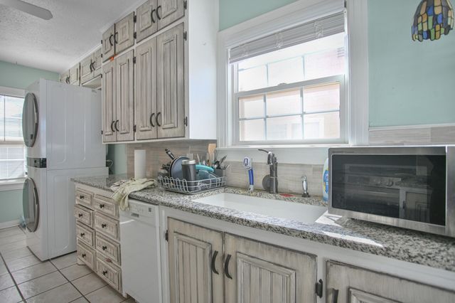 3013 28th Street, Lubbock, TX 79410