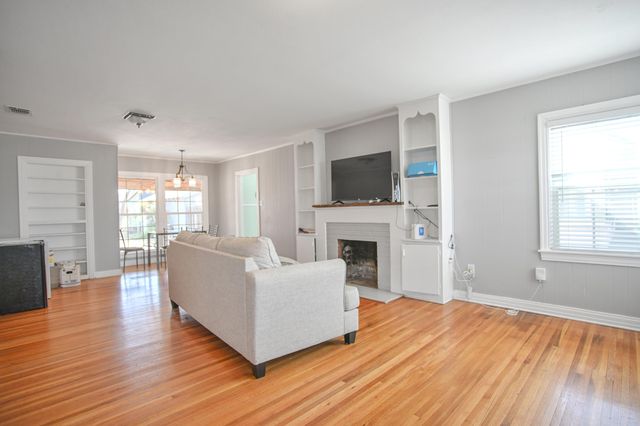 3013 28th Street, Lubbock, TX 79410