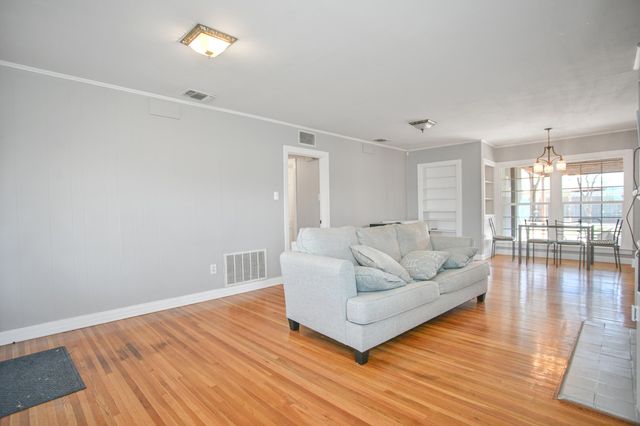 3013 28th Street, Lubbock, TX 79410