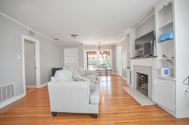 3013 28th Street, Lubbock, TX 79410