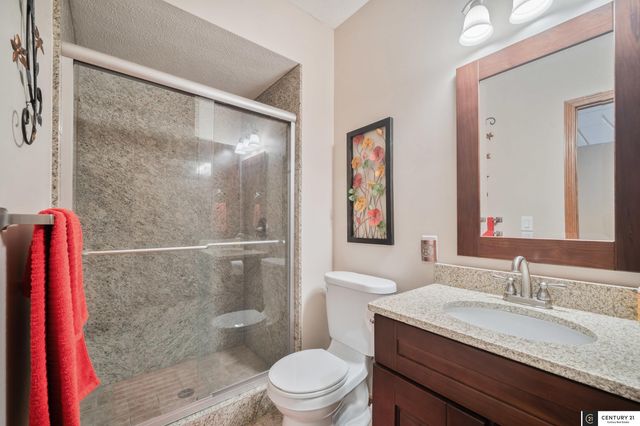21204 Stonehaven Court, Gretna, NE 68028