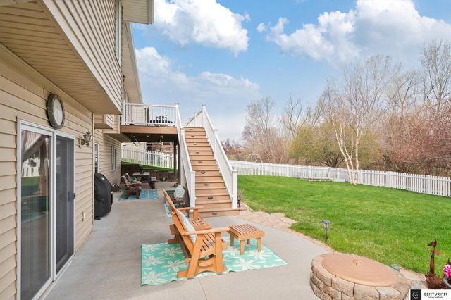 21204 Stonehaven Court, Gretna, NE 68028
