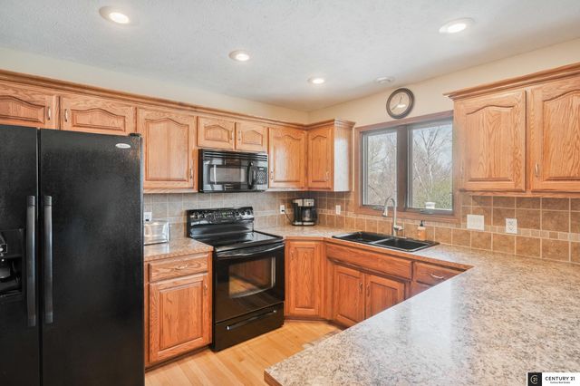 21204 Stonehaven Court, Gretna, NE 68028
