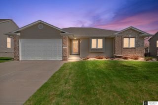 21204 Stonehaven Court, Gretna, NE 68028