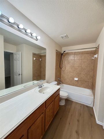 9200 Regal Oaks Drive, Mckinney, TX 75072