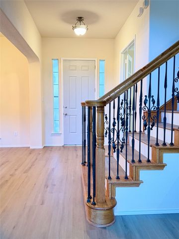9200 Regal Oaks Drive, Mckinney, TX 75072