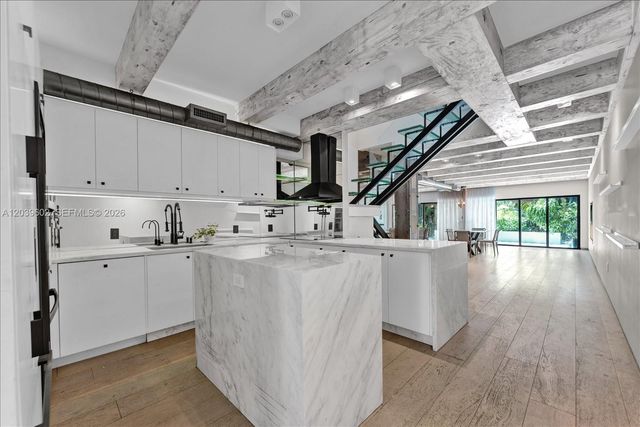 6011 N Bayshore Dr 8-D, Miami, FL 33137