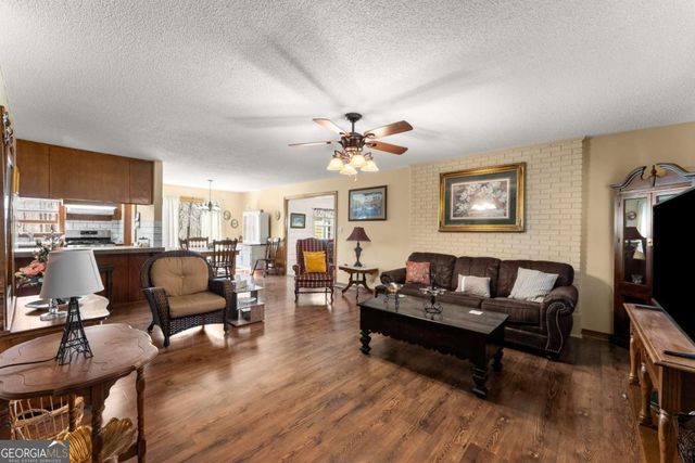 312 Ashley Brook Drive, Lula, GA 30554