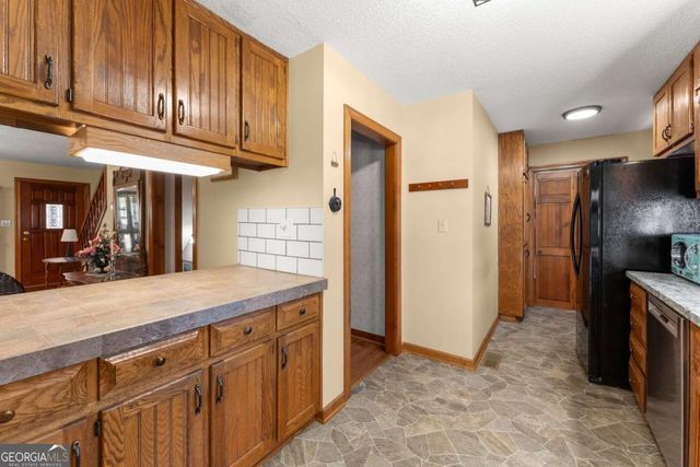 312 Ashley Brook Drive, Lula, GA 30554