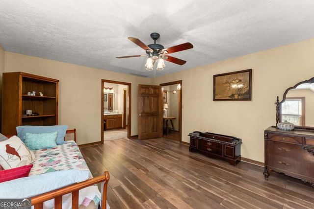 312 Ashley Brook Drive, Lula, GA 30554