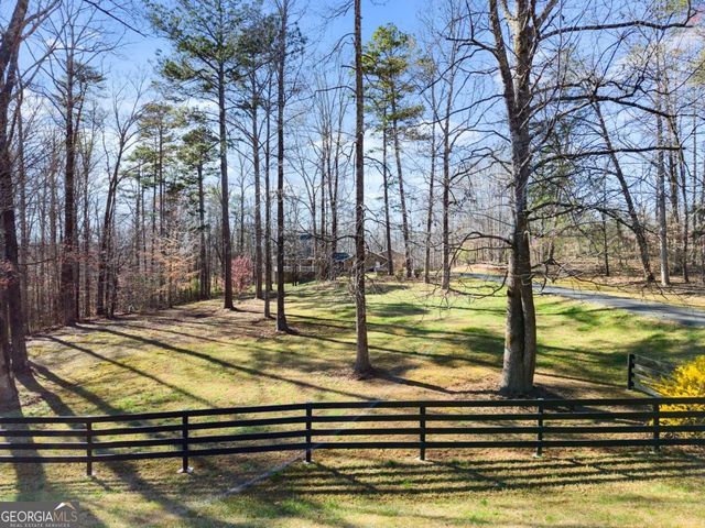 312 Ashley Brook Drive, Lula, GA 30554