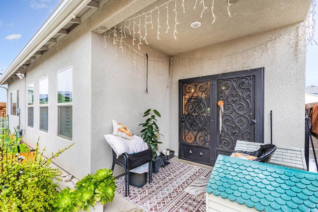 1553 N State Street, Fresno, CA 93722