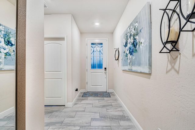 1553 N State Street, Fresno, CA 93722