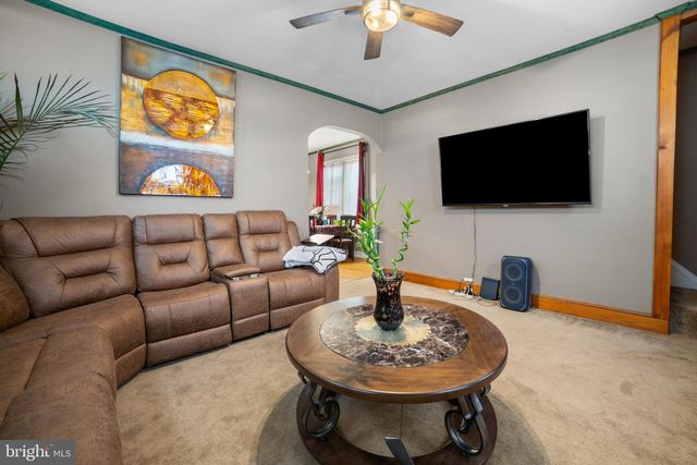 225 S JOHNSTON AVE, Hamilton, NJ 08609