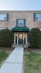 1013 Rottkamp Street #1, Valley Stream, NY 11580