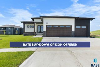 813 N Sylvan Dr Drive, Sioux Falls, SD 57110