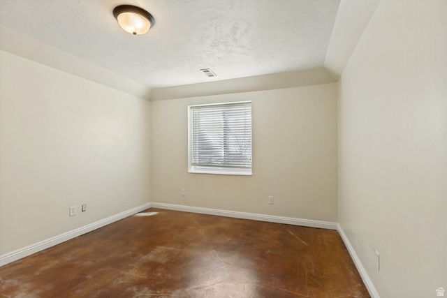 2126 W SILVER TREE CIR, Riverton, UT 84065
