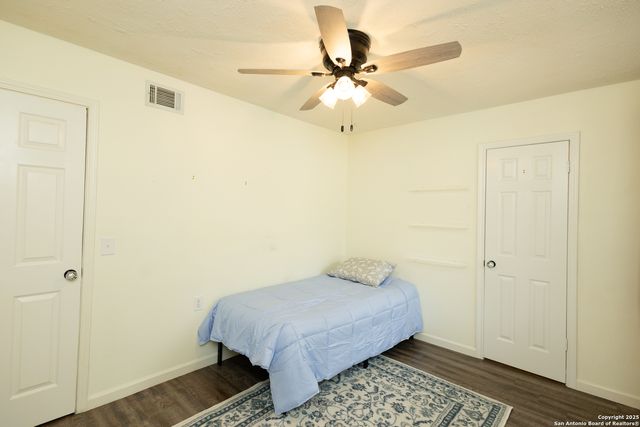 5542 Kissing Oak St, San Antonio, TX 78247